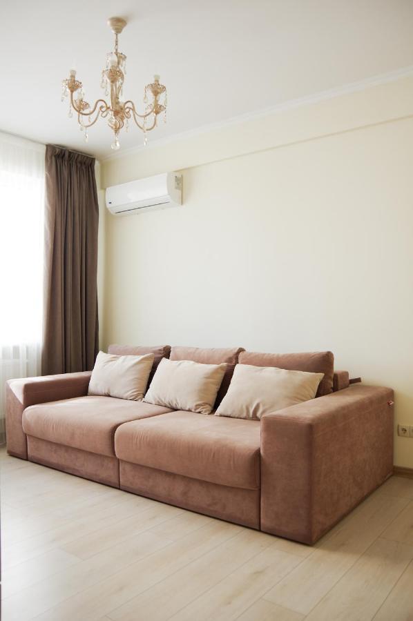 Chiernomorskie Apartamenty Odesa Exterior foto